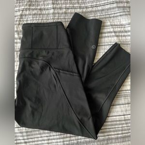 Lululemon fast & free high rise crop leggings, size 6